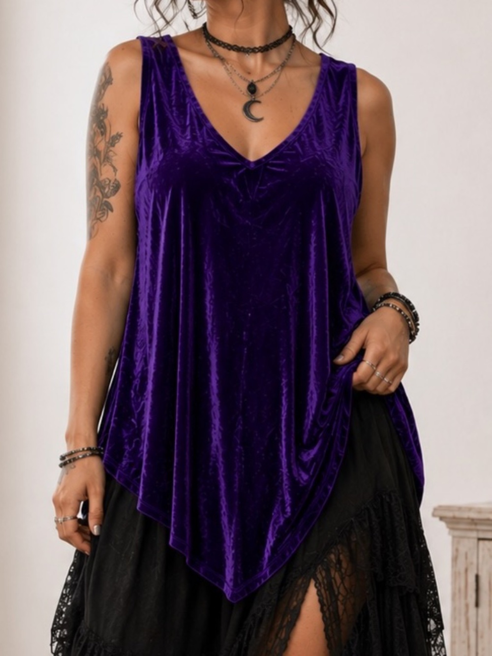 Anthropologie Sleeveless Top Womens Size Large Royal Purple Velvet Witchy Goth